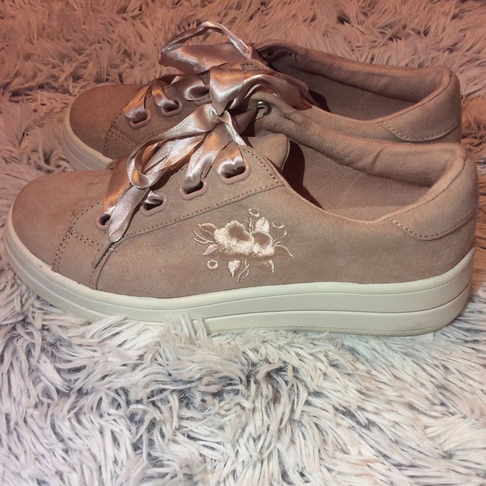 Light Pink Arizona Shoes